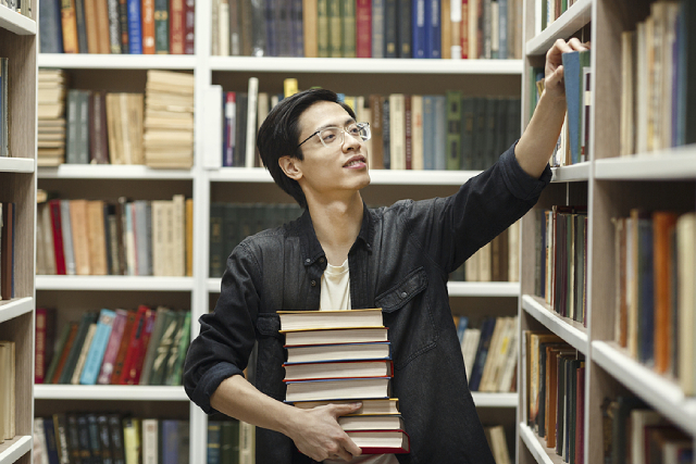 4 Reasons for Libraries to Fully Deploy RFID Technology